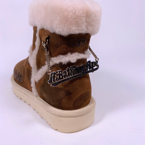 UGG MEN x A BATHING APE Classic Mini Chesnut Boots - Picture 7 of 8